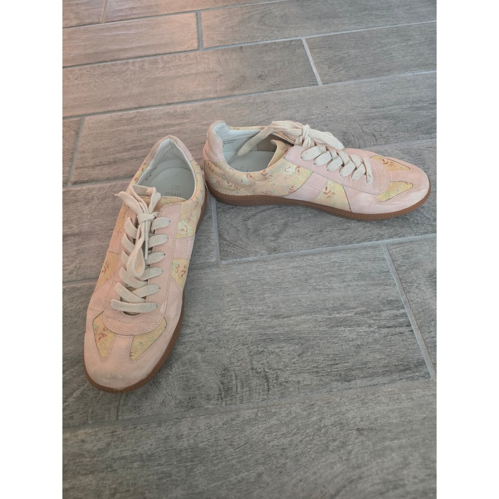 Oasis Society The‎ Noelle Sneakers Floral Pink Lace Women's Athletic Shoes Vegan